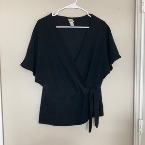 Black wrapped top